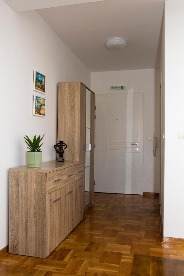 Apartman Mia Centar Kruševac Exterior foto