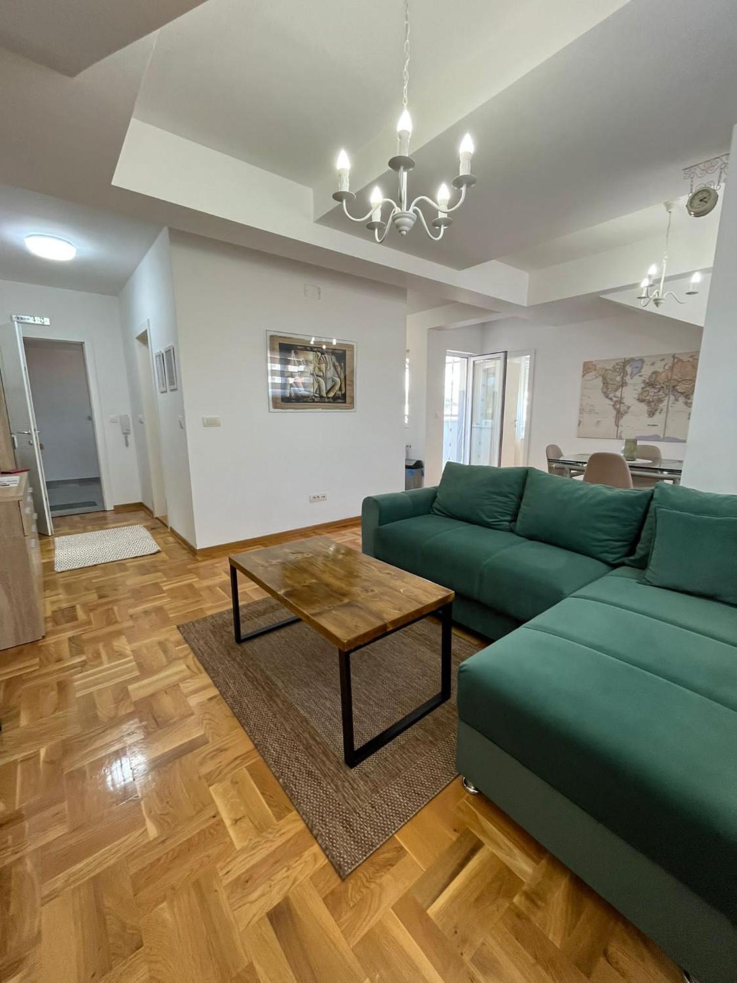 Apartman Mia Centar Kruševac Exterior foto